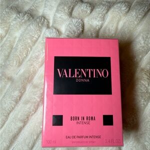 Valentino Donna Born in Roma Intense Eau de Parfum - Hot Pink & Black